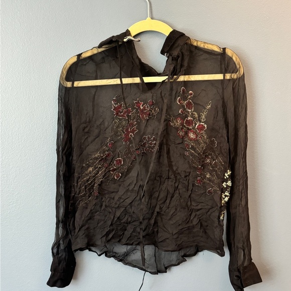 TOPSHOP Black Sheer Blouse with Embroidery & Velvet Collar - Picture 2 of 5